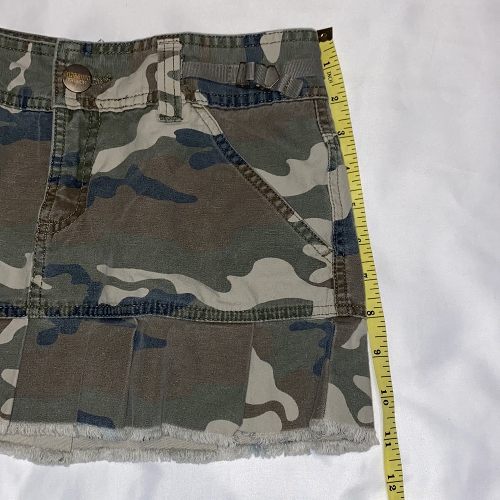 Vintage Camouflage Mini Skirt - Picture 7 of 8
